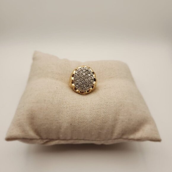 Men’s 10K Gold Diamond Cluster Ring (35 diamonds)– Size 10 – 10g –